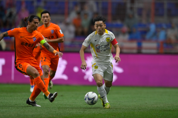 华夏国际 唯一中甲队出局！玉昆3-0广州豹晋级足协杯四强 奥斯卡独造3球